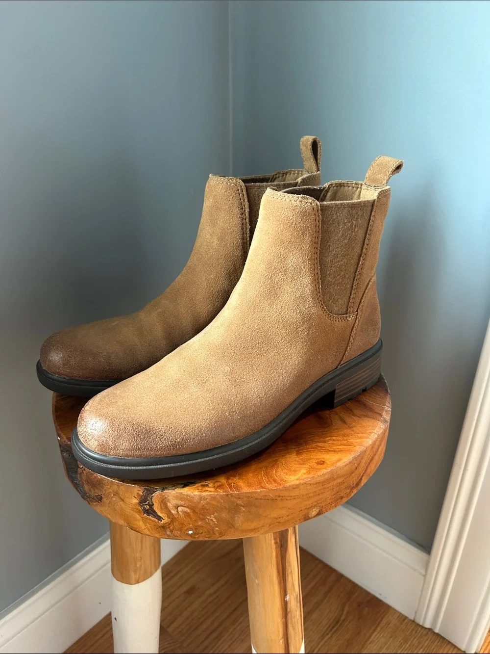 UGG Women’s Harrison Tan Suede Chelsea Boots - Classic Slip-On Style